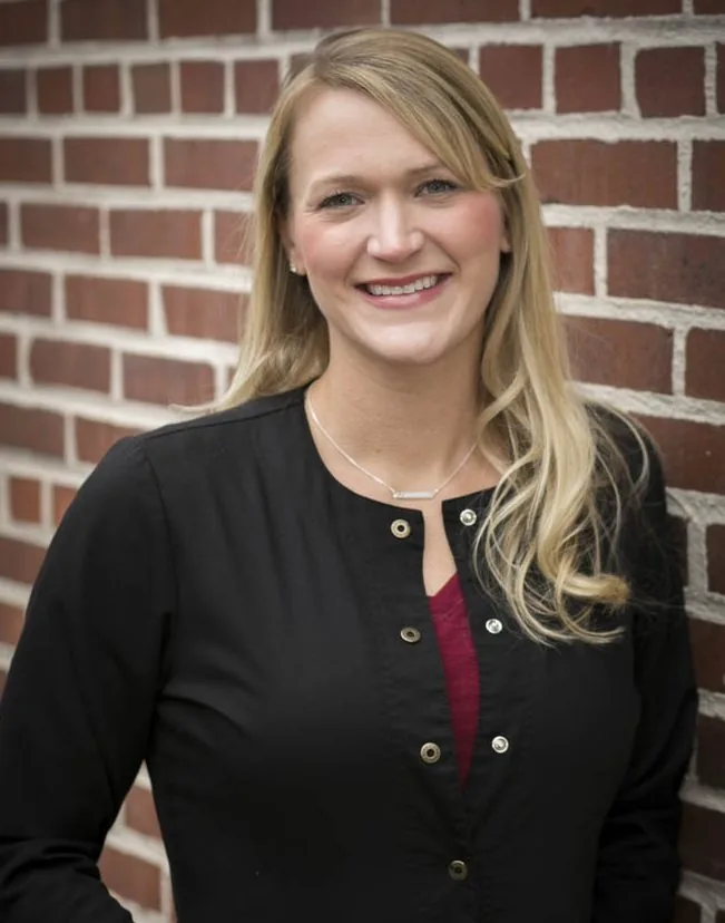 portrait of Cara, Dental Assistant, Castle Family Dentistry in Washington, New Jersey
